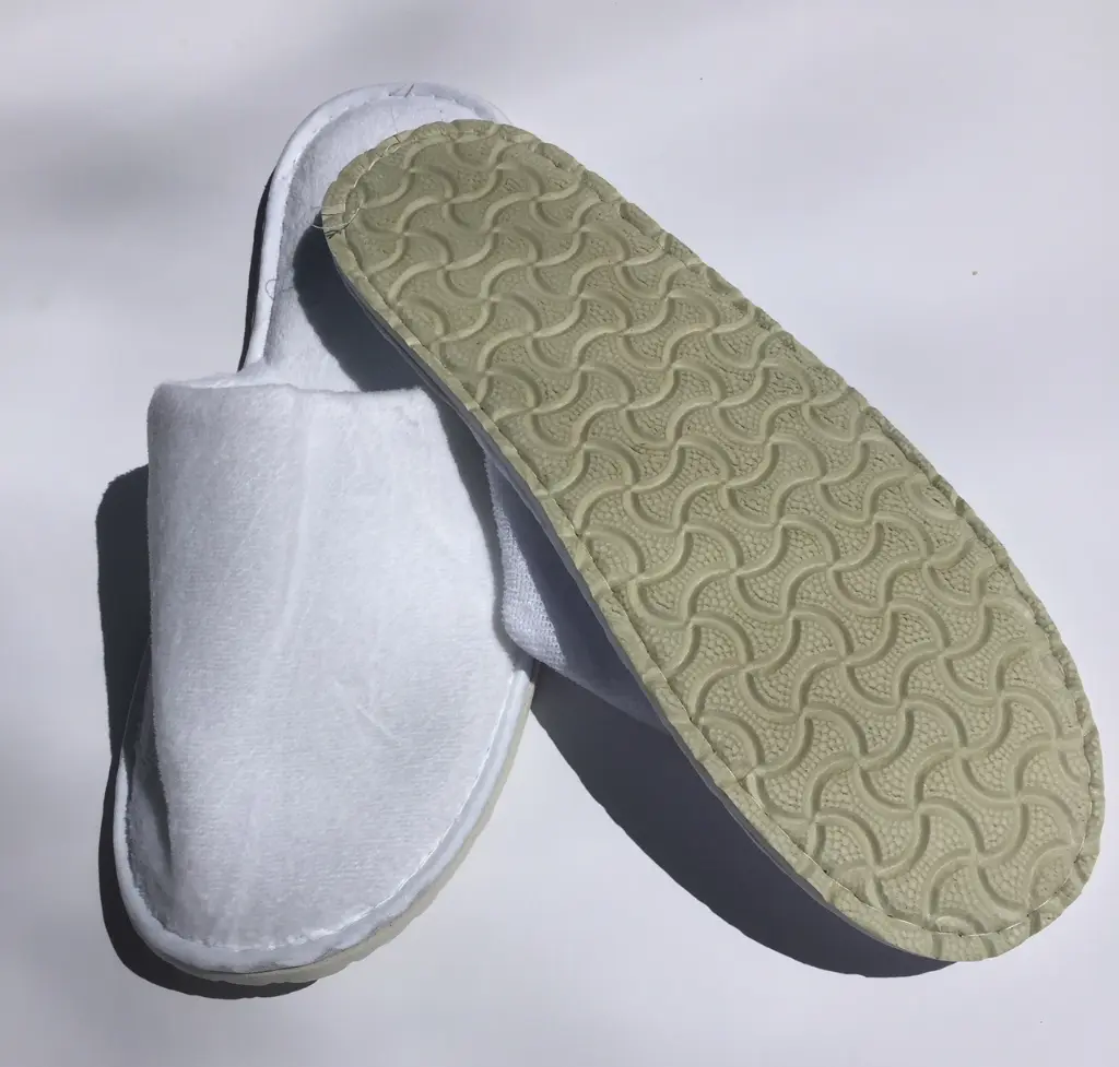 WHITE SLIPPER SOLE.webp
